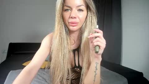 senzual_naughtyx online show from June 2026 07:16:01 PM
