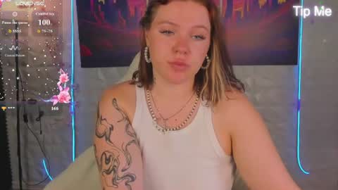 Lisa and Mona online show from July 2026 04:19:01 AM