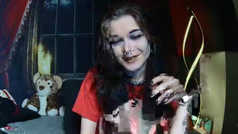 Snapshot of seraphinmunster chatting on February 2025 12:05:01 AM Seraphin Munster online show from February 2025 12:05:01 AM