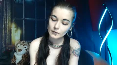 Snapshot of seraphinmunster chatting on March 2025 12:10:02 AM Seraphin Munster online show from March 2025 12:10:02 AM