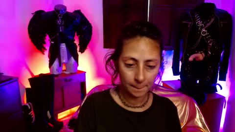 Serena Xyz online show from September 2025 07:15:02 PM