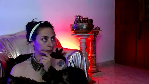 Serena Xyz online show from October 2025 07:27:02 PM