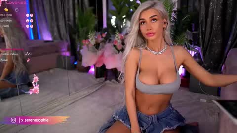 Snapshot of serene_sophiex chatting on February 2025 08:44:01 PM Serene Sophiex online show from February 2025 08:44:01 PM