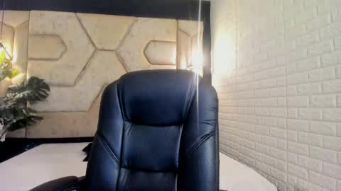 Serene online show from April 2026 12:53:02 PM