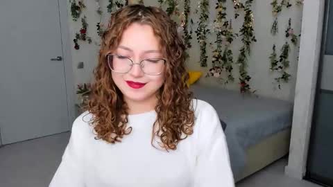 Ophelia online show from October 2025 04:19:01 PM