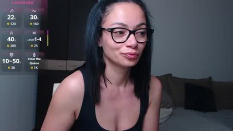 Snapshot of serenesophi chatting on June 2026 02:34:02 AM SereneSophi online show from June 2026 02:34:02 AM