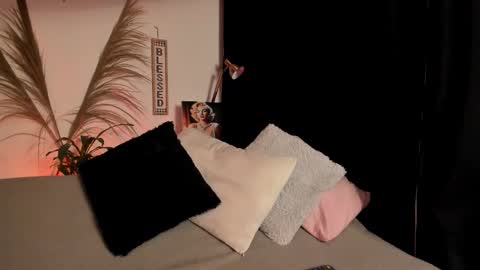 Serenity online show from September 2025 01:05:02 AM