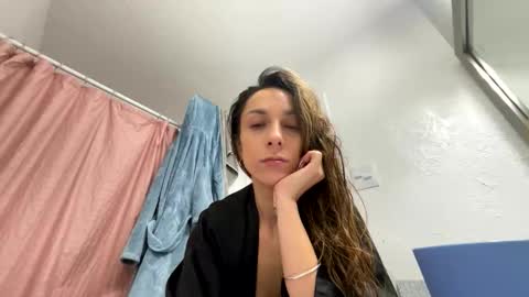 Snapshot of serenityroseee chatting on February 2026 09:49:01 PM serenityroseee online show from February 2026 09:49:01 PM