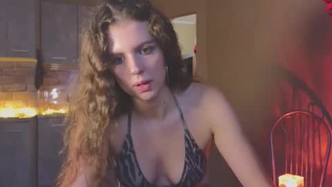 Hey Guys and Girls non-binary personalities  Im Sereta online show from November 2025 10:59:02 AM