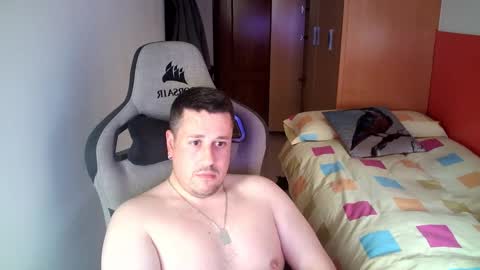 Pollos online show from March 2026 04:22:01 PM