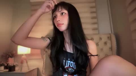 Snapshot of service_dolly69 chatting on May 2026 11:54:02 PM service_dolly69 online show from May 2026 11:54:02 PM