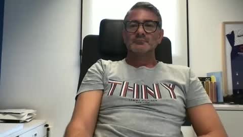 sesamechris92 online show from September 2025 04:29:02 PM