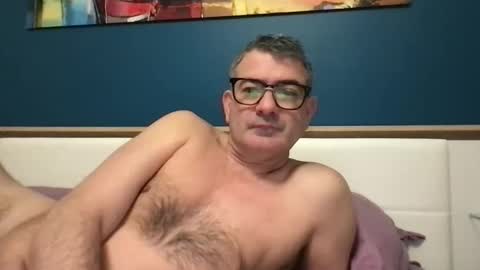 Snapshot of sesamechris92 chatting on January 2026 06:50:02 AM sesamechris92 online show from January 2026 06:50:02 AM