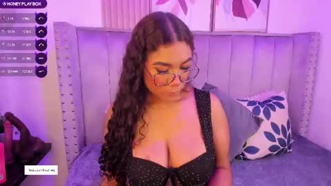 Danna  online show from July 2026 03:31:02 AM