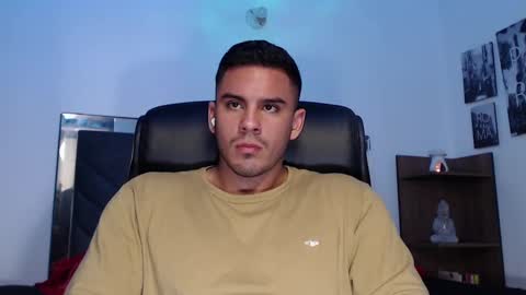 Snapshot of setth_king chatting on January 2025 10:12:02 AM Setth King online show from January 2025 10:12:02 AM