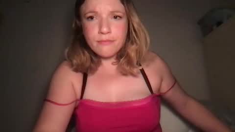 Snapshot of seturselfonfyre chatting on September 2025 06:38:01 AM seturselfonfyre online show from September 2025 06:38:01 AM