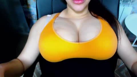 Snapshot of seu_cute chatting on February 2025 06:16:01 PM seu_cute online show from February 2025 06:16:01 PM