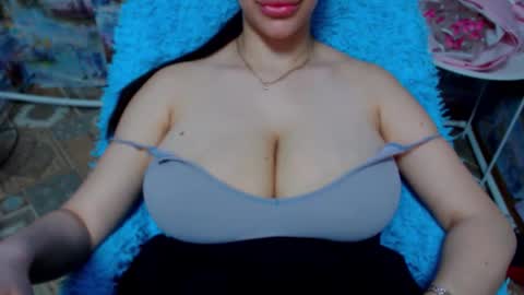 Snapshot of seu_cute chatting on September 2025 07:19:01 AM seu_cute online show from September 2025 07:19:01 AM