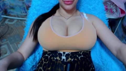 Snapshot of seu_cute chatting on September 2025 12:32:02 PM seu_cute online show from September 2025 12:32:02 PM