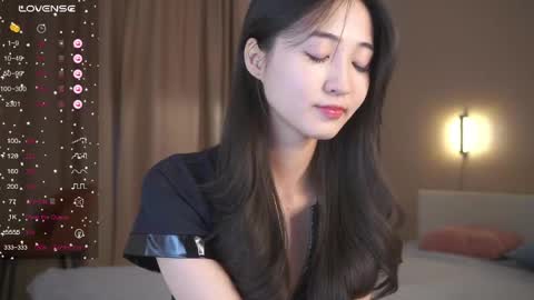 Snapshot of seulbi chatting on May 2026 08:09:02 AM Sana online show from May 2026 08:09:02 AM