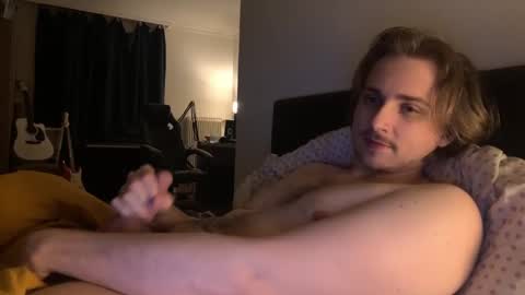 Snapshot of seven20yrs chatting on December 2024 12:52:02 AM seven20yrs online show from December 2024 12:52:02 AM