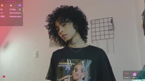 Alexis online show from November 2025 06:34:01 AM