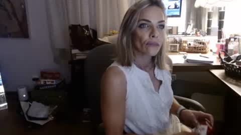 Sexi Chrisly online show from November 2025 02:11:02 AM