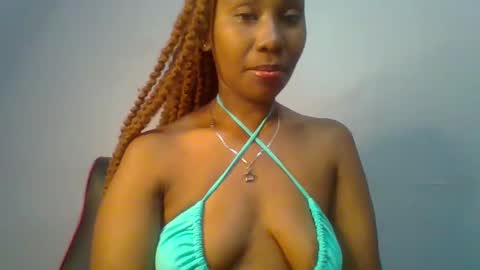Maggie online show from February 2025 08:06:02 PM