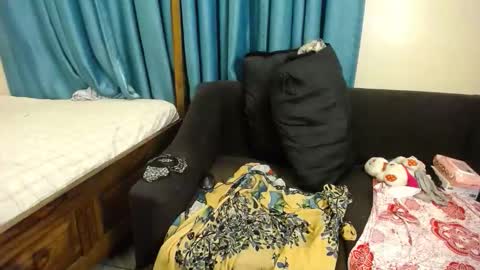 Mari online show from February 2026 02:53:01 AM