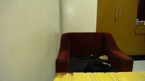 Mari online show from April 2026 02:36:02 PM