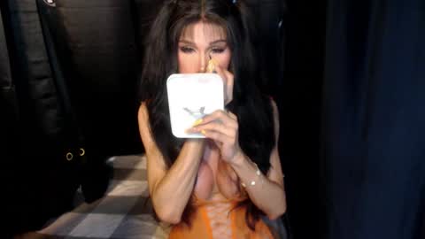 Snapshot of sexiest_asiants chatting on February 2026 09:02:01 PM nicole online show from February 2026 09:02:01 PM