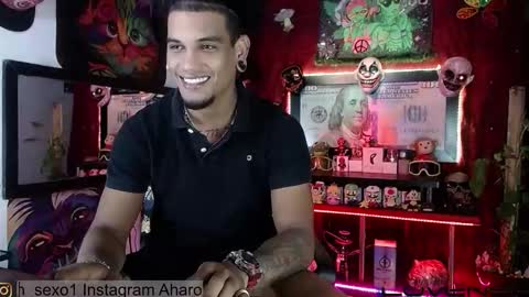 Aharon  ravelo online show from December 2025 06:22:01 AM