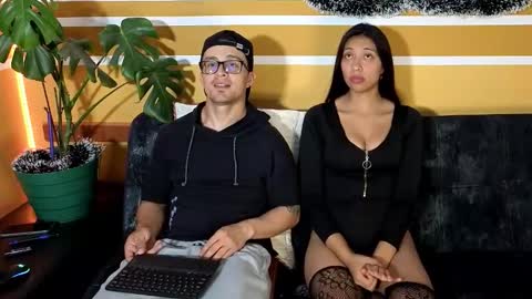 KhidaMilo online show from December 2025 04:06:01 AM