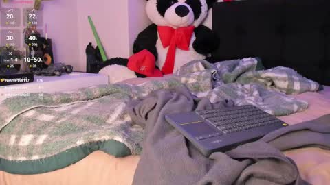 Snapshot of sextape_couple chatting on May 2026 12:32:02 PM Ask me online show from May 2026 12:32:02 PM