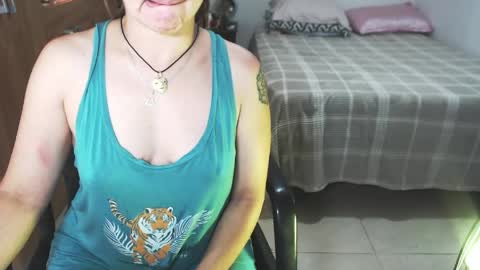 CHIARA   online show from April 2026 08:37:01 PM