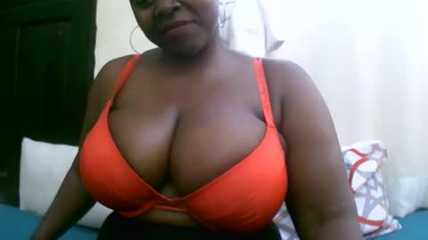 sexxi_ebony online show from September 2025 01:05:01 PM