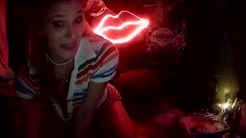 Leeah CloudZzz online show from November 2025 04:17:01 PM