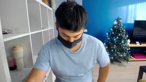 Snapshot of sexxxdickbig chatting on January 2025 12:19:01 PM Tommy online show from January 2025 12:19:01 PM