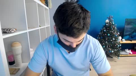 Snapshot of sexxxdickbig chatting on January 2025 07:53:02 AM Tommy online show from January 2025 07:53:02 AM