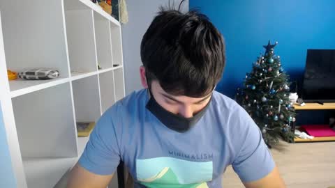 Snapshot of sexxxdickbig chatting on January 2025 02:49:01 PM Tommy online show from January 2025 02:49:01 PM