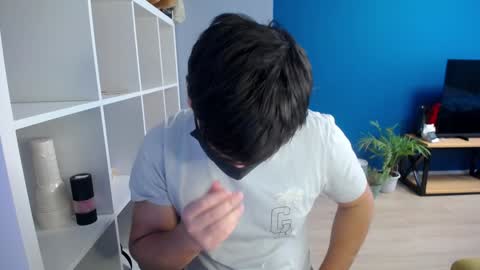 Snapshot of sexxxdickbig chatting on January 2025 09:19:01 AM Tommy online show from January 2025 09:19:01 AM
