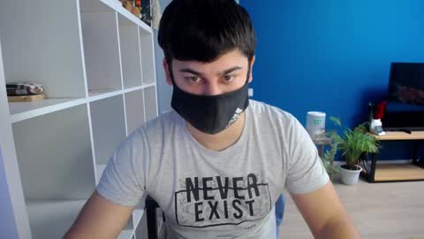 Snapshot of sexxxdickbig chatting on February 2025 06:45:02 AM Tommy online show from February 2025 06:45:02 AM