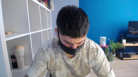 Snapshot of sexxxdickbig chatting on February 2025 08:52:02 AM Tommy online show from February 2025 08:52:02 AM
