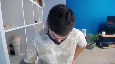Snapshot of sexxxdickbig chatting on February 2025 07:49:01 AM Tommy online show from February 2025 07:49:01 AM