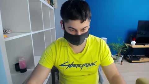 Snapshot of sexxxdickbig chatting on February 2025 02:33:01 PM Tommy online show from February 2025 02:33:01 PM