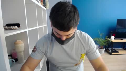 Snapshot of sexxxdickbig chatting on March 2025 08:45:01 AM Tommy online show from March 2025 08:45:01 AM