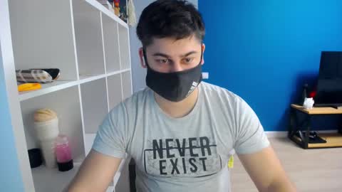Snapshot of sexxxdickbig chatting on March 2025 08:00:01 PM Tommy online show from March 2025 08:00:01 PM
