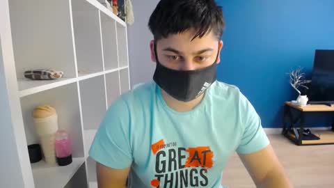 Snapshot of sexxxdickbig chatting on March 2025 08:18:02 AM Tommy online show from March 2025 08:18:02 AM