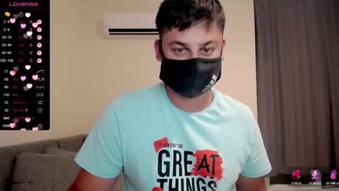 Snapshot of sexxxdickbig chatting on September 2025 04:01:02 PM Tommy online show from September 2025 04:01:02 PM