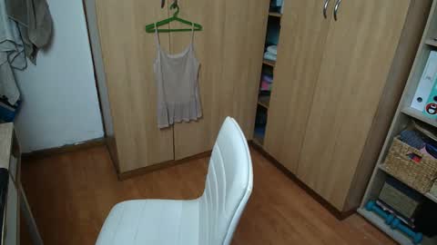 sexxxycrystali online show from September 2025 09:24:01 AM